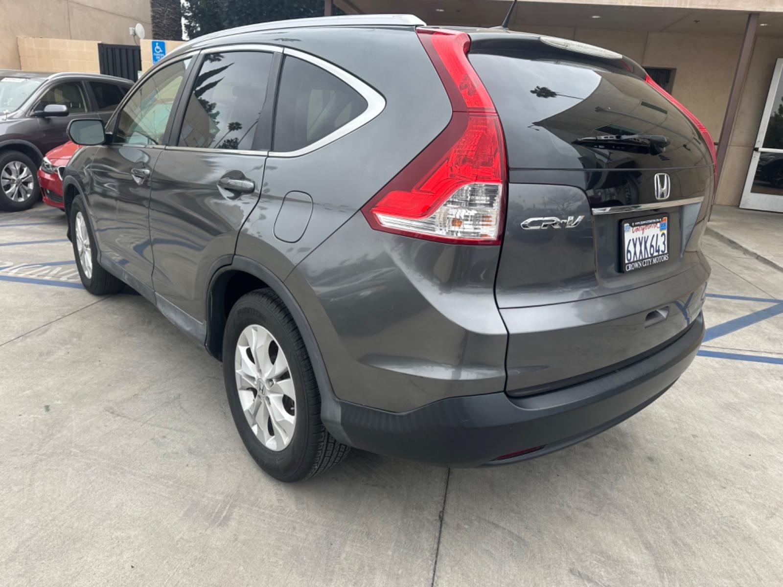 2012 Gray /Gray Honda CR-V LEATHER (2HKRM3H74CH) with an 4 Cylinder engine, Automatic transmission, located at 30 S. Berkeley Avenue, Pasadena, CA, 91107, (626) 248-7567, 34.145447, -118.109398 - Photo #14